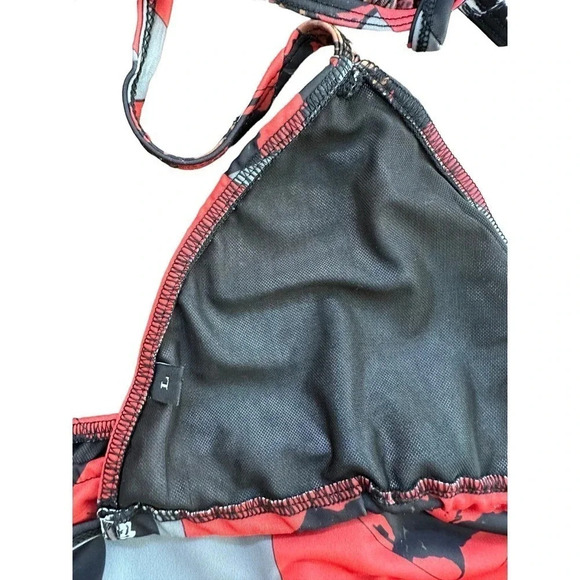 Eye Candy Freddy Krueger Triangle Bikini Top & Bottoms Set - Picture 6 of 6